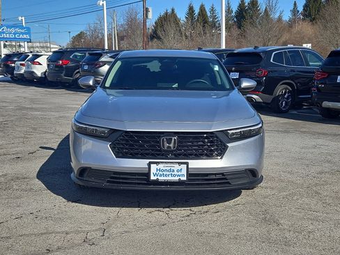 Used 2025 Honda Accord LX image 2