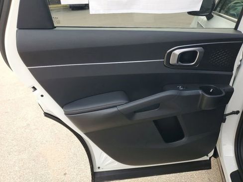 New 2025 Kia Sorento EX image 27