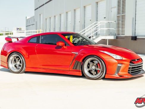 Used 2009 Nissan GT-R Premium AWD/4WD image 71