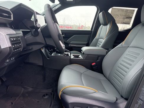New 2025 Toyota Tacoma Trailhunter image 23