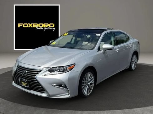 Used 2016 Lexus ES 350 w/ Luxury Package w/Wood Trim FWD image 1