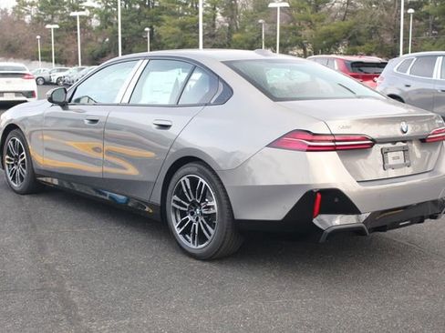 New 2026 BMW 530i xDrive w/ M Sport Package image 6