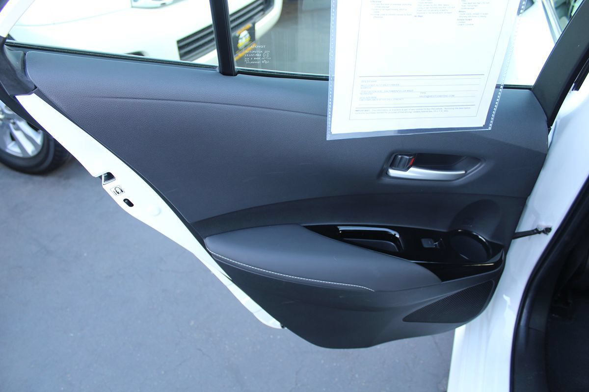 Used 2022 Toyota Corolla SE w/ Carpet Mat Package (TMS) FWD image 23