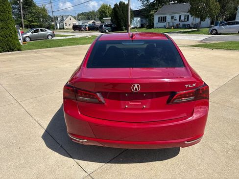 Used 2017 Acura TLX FWD image 7