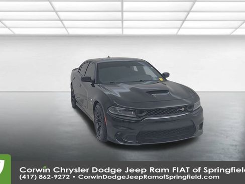 Certified 2022 Dodge Charger Scat Pack image 5