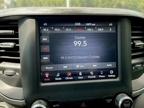 Used 2020 RAM 1500 Big Horn AWD/4WD image 14