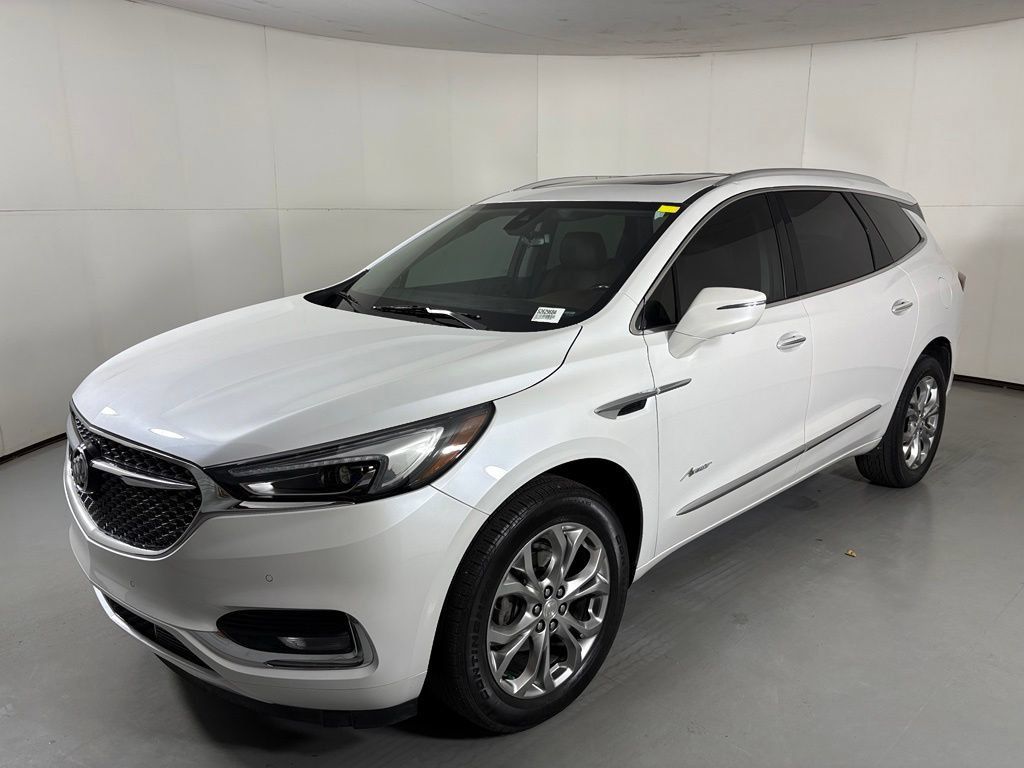 Used 2020 Buick Enclave Avenir w/ Avenir Technology Package AWD/4WD image 4