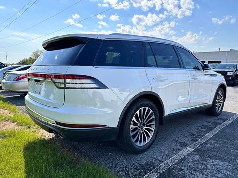 Used 2021 Lincoln Aviator Reserve w/ Elements Package Plus AWD/4WD image 4