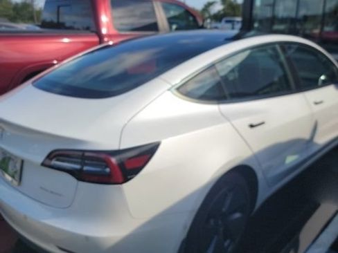 Used 2021 Tesla Model 3 Long Range AWD/4WD image 4