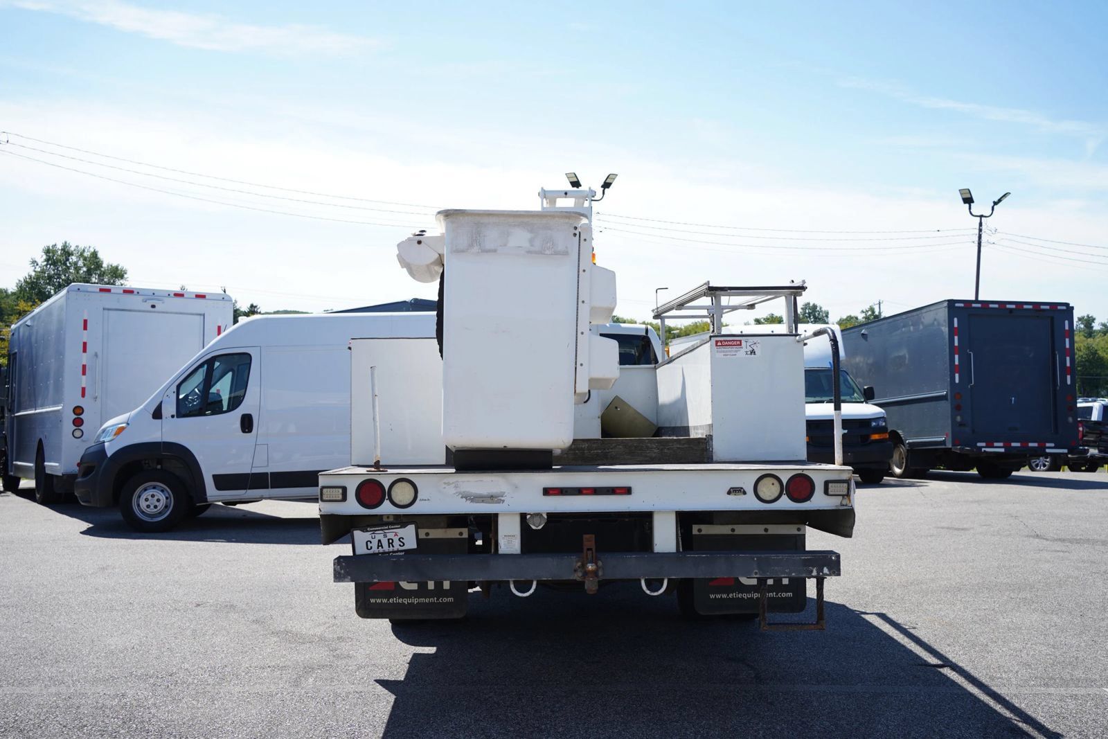 Used 2015 RAM 5500 Tradesman w/ Cold Weather Group AWD/4WD image 9