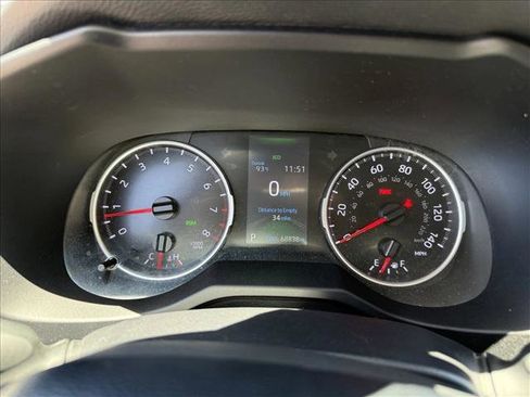 Used 2021 Toyota RAV4 XLE FWD image 15