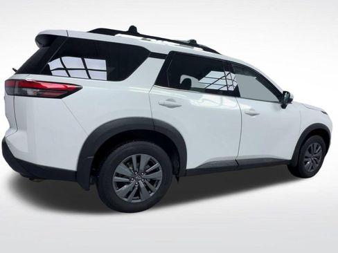 Used 2024 Nissan Pathfinder SV w/ Lighting Package (N92) AWD/4WD image 24