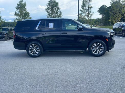 Used 2022 Chevrolet Tahoe LT w/ LT Signature Plus Package AWD/4WD image 8