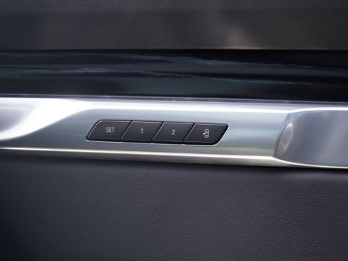 Used 2025 Cadillac Escalade Sport w/ LPO, ONYX Package AWD/4WD image 19