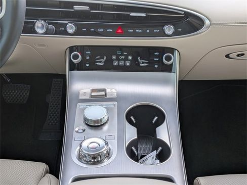 Used 2026 Genesis GV70 2.5T Select image 20
