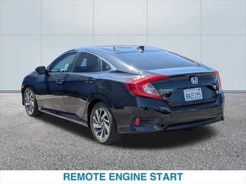 Certified 2017 Honda Civic EX image 9