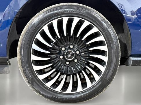 Used 2018 Lincoln Navigator L Black Label image 10