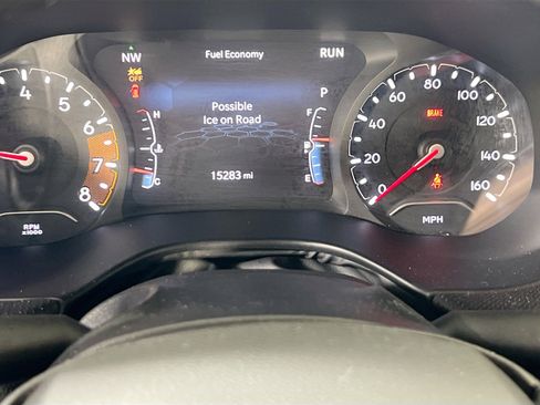 Used 2022 Jeep Compass Altitude w/ Sun and Sound Group image 12