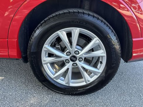 Used 2025 Audi Q3 2.0T Premium image 11