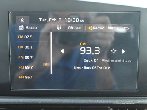 Used 2025 Kia Niro LX image 43