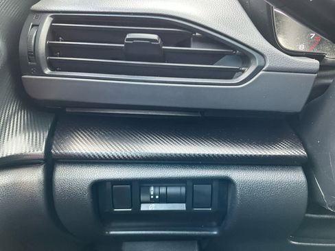 Used 2025 Subaru Crosstrek 2.0i AWD/4WD image 20