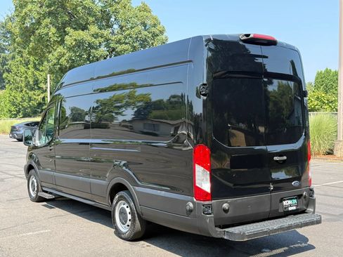 Used 2019 Ford Transit 250 148 High Roof Extended RWD image 4