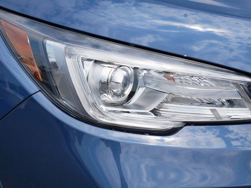 Used 2020 Subaru Ascent Limited w/ Technology Package AWD/4WD image 16