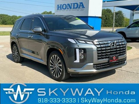 Used 2025 Hyundai Palisade Calligraphy AWD/4WD image 1