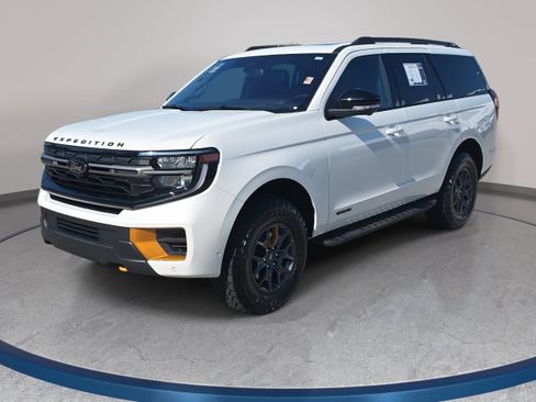Used 2025 Ford Expedition Tremor AWD/4WD image 1