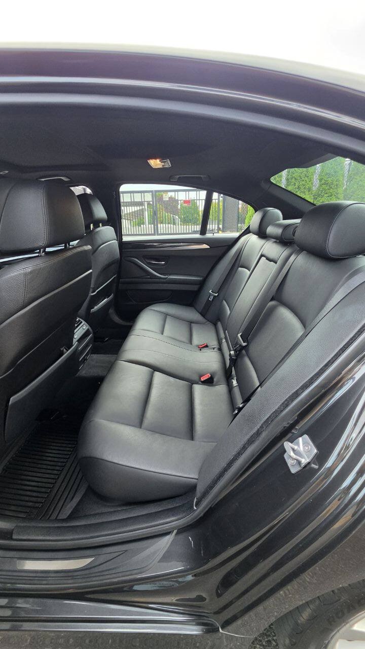 Used 2012 BMW 528i xDrive Sedan AWD/4WD image 14