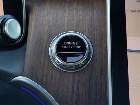 Certified 2025 Mercedes-Benz GLC 350e 4MATIC image 20