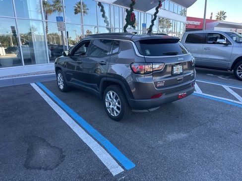 Certified 2023 Jeep Compass Latitude w/ Sun and Sound Group image 3