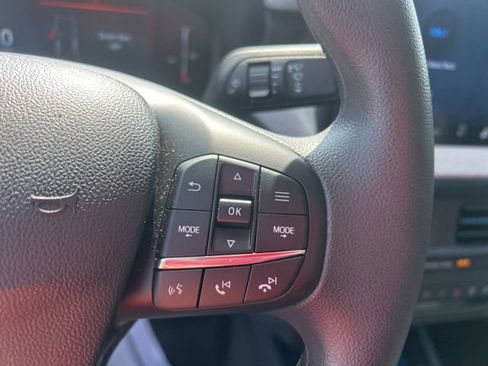 Used 2025 Ford Maverick XLT w/ Equipment Group 302A AWD/4WD image 18
