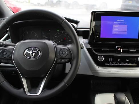 Certified 2025 Toyota Corolla SE FWD image 37