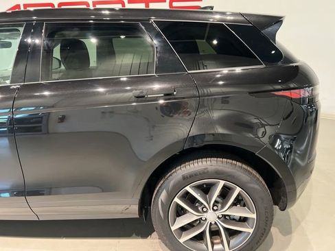 Used 2025 Land Rover Range Rover Evoque S AWD/4WD image 10