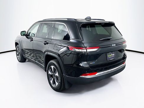 Used 2022 Jeep Grand Cherokee Limited 4xe w/ Luxury Tech Group II image 5