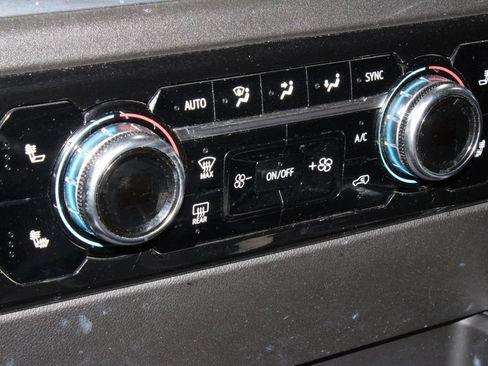 Used 2023 GMC Sierra 1500 Elevation AWD/4WD image 32