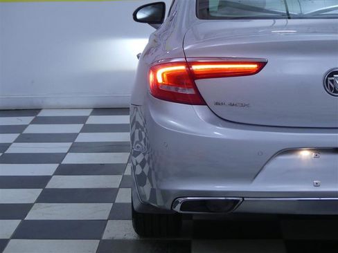 Used 2017 Buick LaCrosse Preferred image 27