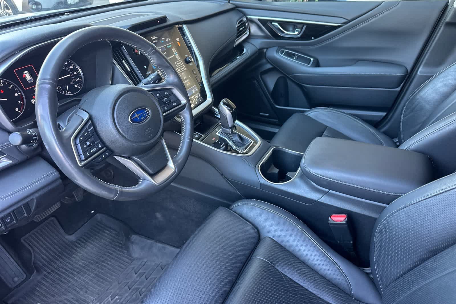 Certified 2024 Subaru Outback Touring AWD/4WD image 9