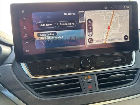 Used 2025 Nissan Altima 2.5 SL image 14