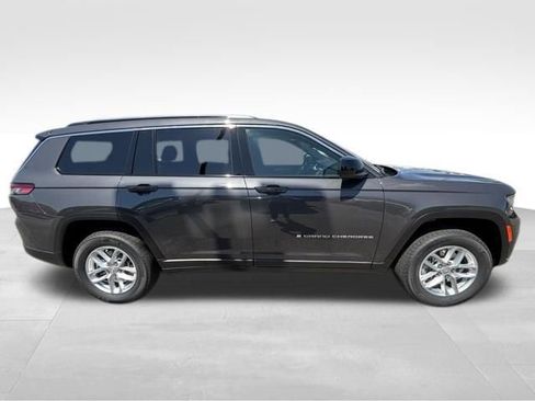 New 2026 Jeep Grand Cherokee L Laredo RWD image 6