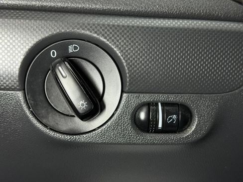 Used 2016 Volkswagen Jetta S FWD image 29