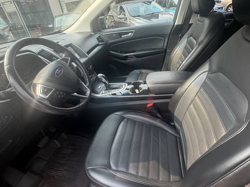 Used 2017 Ford Edge SEL w/ Equipment Group 201A AWD/4WD image 18