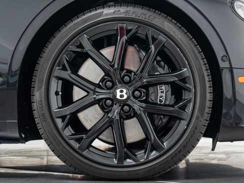 Used 2023 Bentley Continental GT V8 image 48