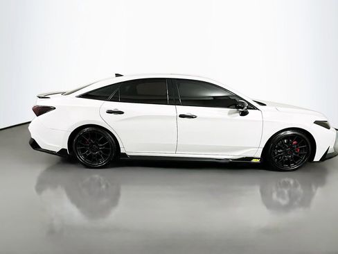 Used 2021 Toyota Avalon TRD image 4