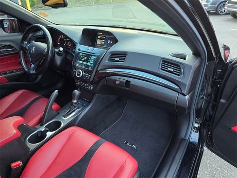 Used 2020 Acura ILX image 12