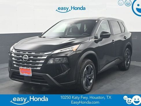 Used 2024 Nissan Rogue SV image 1