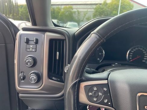 Used 2018 GMC Sierra 1500 Denali w/ Denali Ultimate Package AWD/4WD image 14