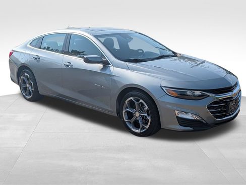 Used 2024 Chevrolet Malibu LT FWD image 4