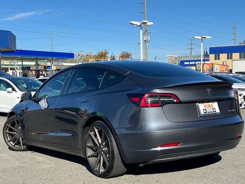 Used 2022 Tesla Model 3 Performance image 13